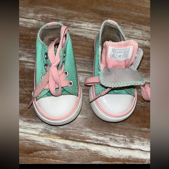 VGUC Converse All Stars Toddlers Size 4 mint/pink - Picture 7 of 9
